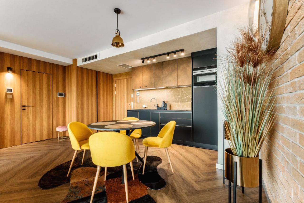 Skyview Suite - Niepowtarzalny Widok I Basen Lublin Exteriör bild